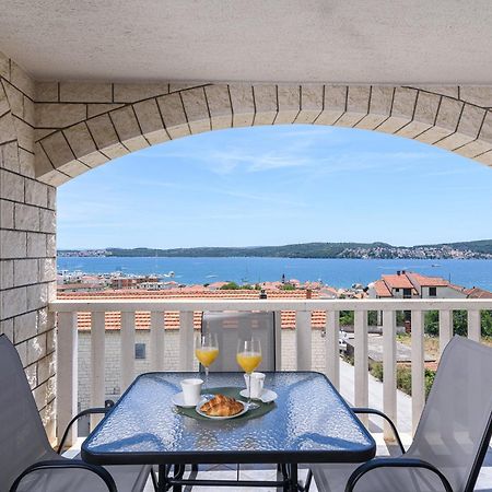 Apartments Eva Trogir Dış mekan fotoğraf