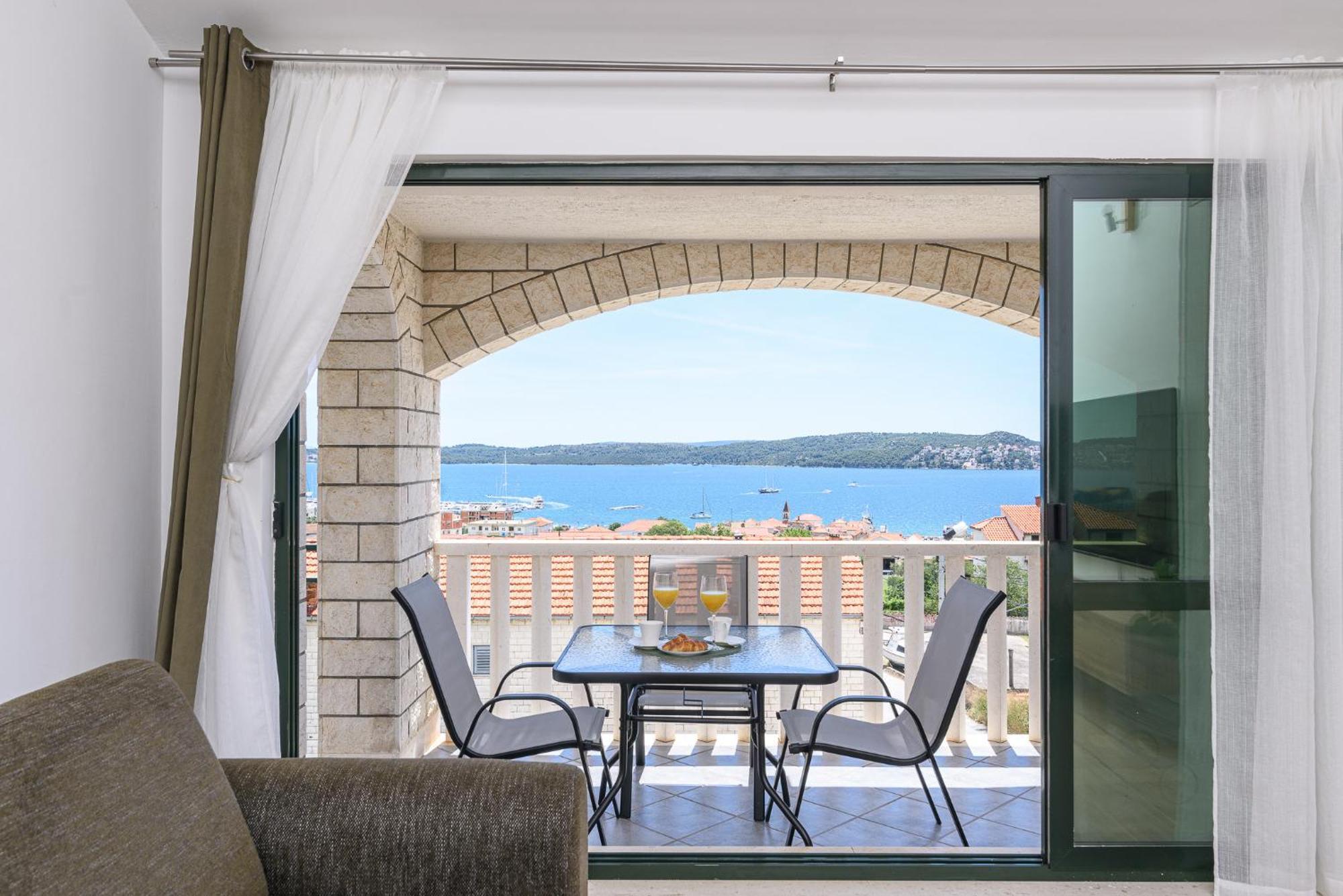 Apartments Eva Trogir Dış mekan fotoğraf